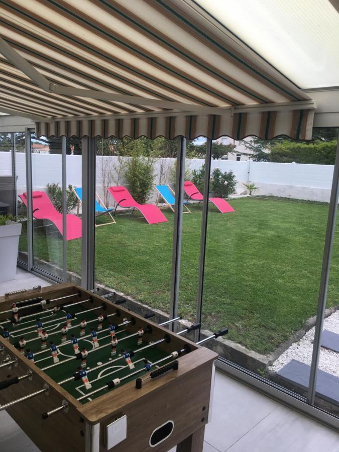 Maison Avec Jacuzzi Βίλα Saintes Εξωτερικό φωτογραφία